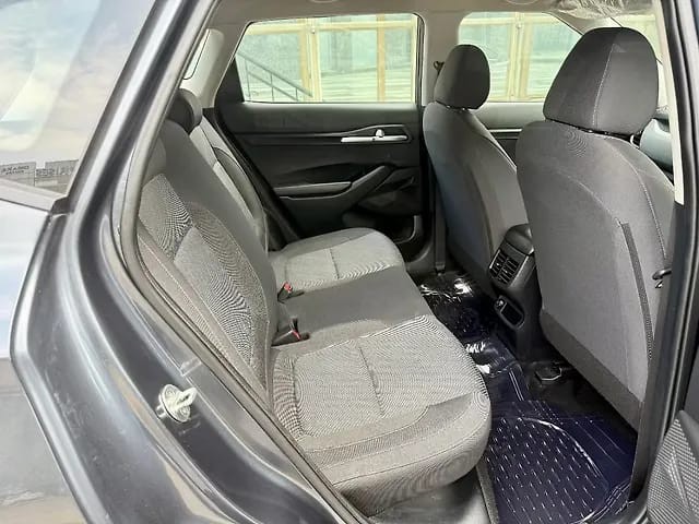 Second-hand 2022 Kia Seltos HTK G for sale in New Delhi-11