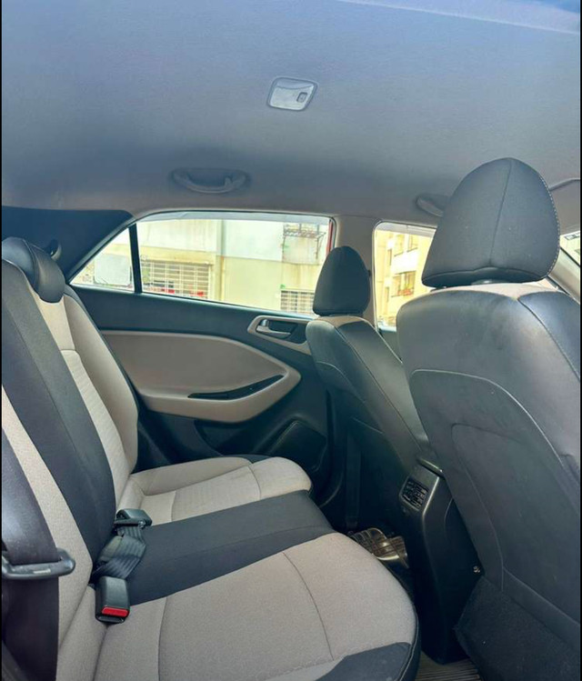 Second-hand 2014 Hyundai i20 Magna 1.2 for sale in Nagpur-11