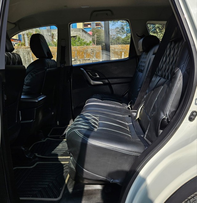 Second-hand 2019 Mahindra XUV500 W7 BSIV for sale in Pune-13