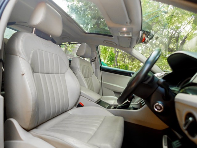 Second-hand 2016 Skoda Superb LK 1.8 TSI AT for sale in New Delhi-4