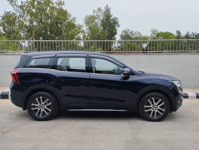 Second-hand 2024 Mahindra XUV700 AX7 7Str AT for sale in New Delhi-1
