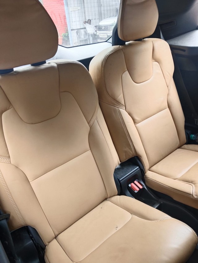 Second-hand 2017 Volvo XC90 D5 R-Design for sale in Chennai-4