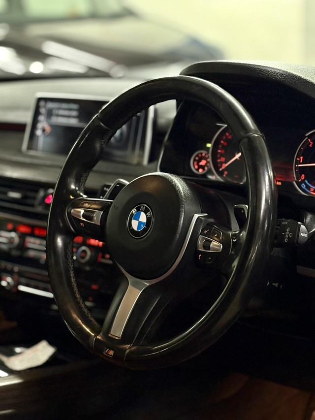 Second-hand 2017 BMW X5 xDrive 30d M Sport for sale in Mumbai-10