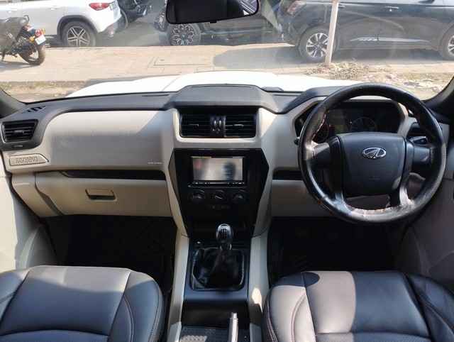 Second-hand 2022 Mahindra Scorpio S5 for sale in New Delhi-14