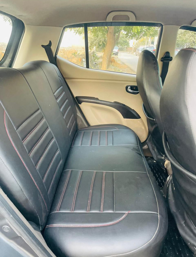 Second-hand 2011 Hyundai i10 Magna for sale in Jaipur-7