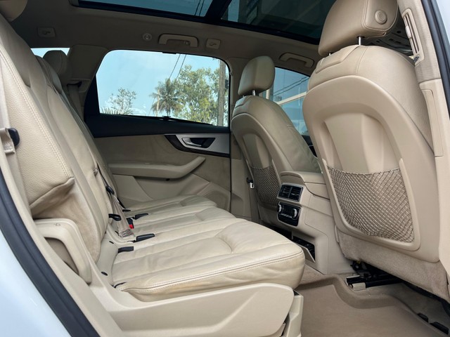 Second-hand 2016 Audi Q7 45 TDI Quattro Premium Plus for sale in Bangalore-8