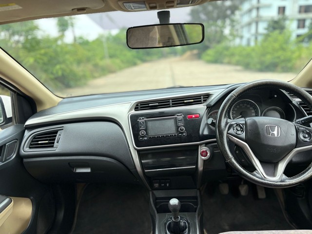 Second-hand 2015 Honda City i DTEC VX for sale in Bhopal-6