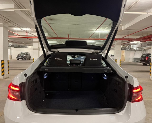 Second-hand 2021 Skoda Superb Sportline BSVI for sale in Bangalore-18