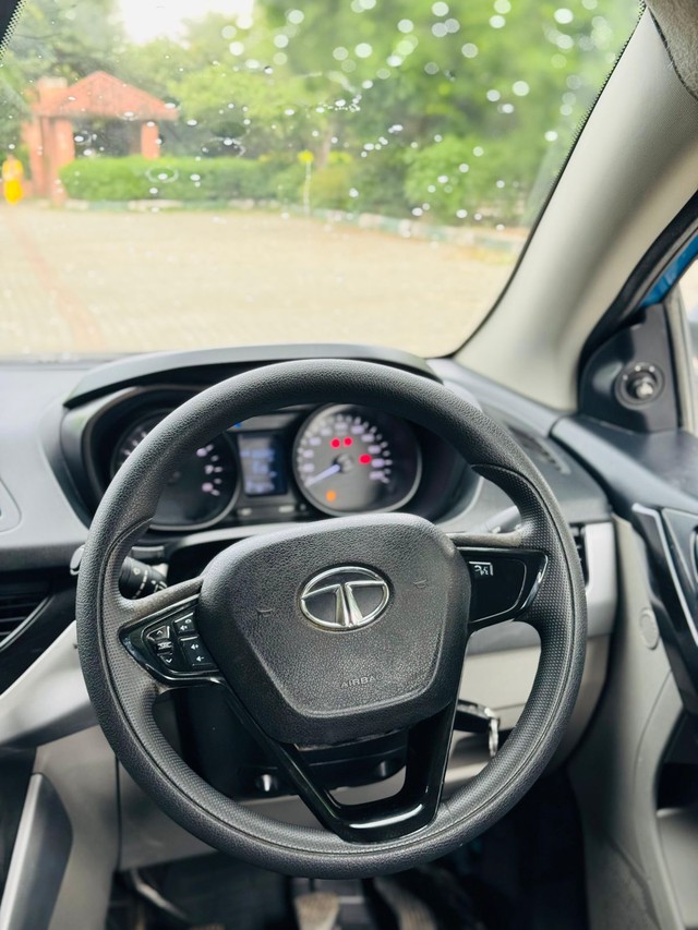 Second-hand 2019 Tata Nexon 1.5 Revotorq XM for sale in New Delhi-3