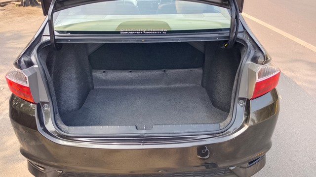 Second-hand 2019 Honda City i-VTEC CVT ZX for sale in New Delhi-17