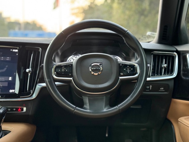 Second-hand 2019 Volvo S90 D4 Inscription BSIV for sale in New Delhi-9