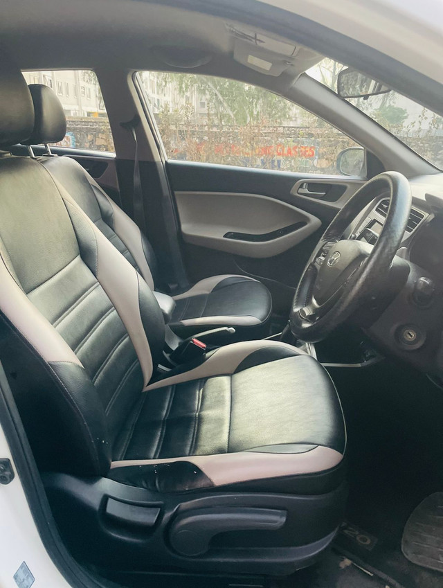 Second-hand 2018 Hyundai i20 1.2 Asta for sale in Jaipur-9