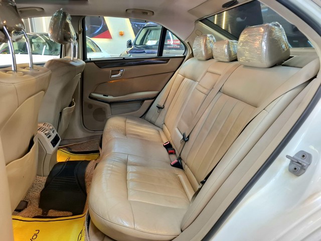 Second-hand 2011 Mercedes-Benz E-Class E350 Petrol for sale in Thane-8