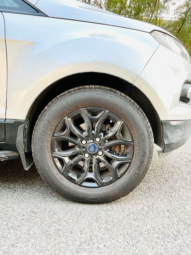 Second-hand 2016 Ford Ecosport 1.5 Petrol Titanium Plus BSIV for sale in New Delhi-15