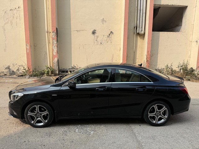 Second-hand 2019 Mercedes-Benz CLA 200 CGI Sport for sale in New Delhi-3