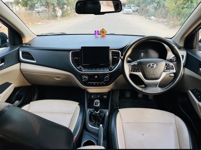 Second-hand 2022 Hyundai Verna SX Diesel for sale in Jaipur-4