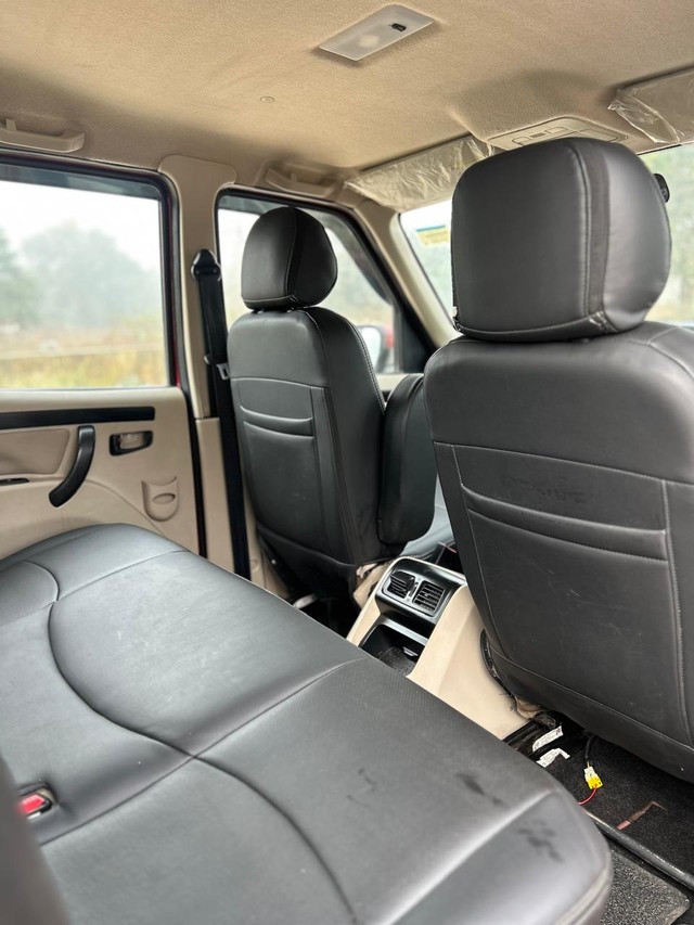 Second-hand 2022 Mahindra Scorpio S 11 BSVI for sale in New Delhi-7