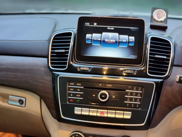 Second-hand 2019 Mercedes-Benz GLS 350d 4MATIC for sale in New Delhi-10