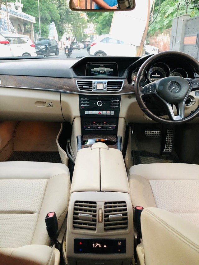 Second-hand 2017 Mercedes-Benz E-Class E250 CDI Avantgarde for sale in New Delhi-7