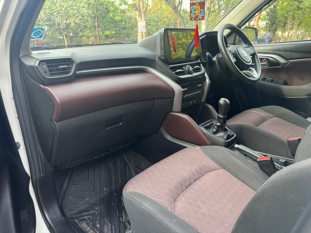 Second-hand 2024 Maruti Suzuki Grand Vitara Sigma for sale in New Delhi-10