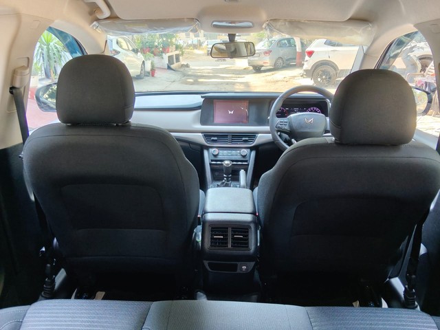 Second-hand 2023 Mahindra XUV700 MX 5Str Diesel for sale in Gurgaon-9