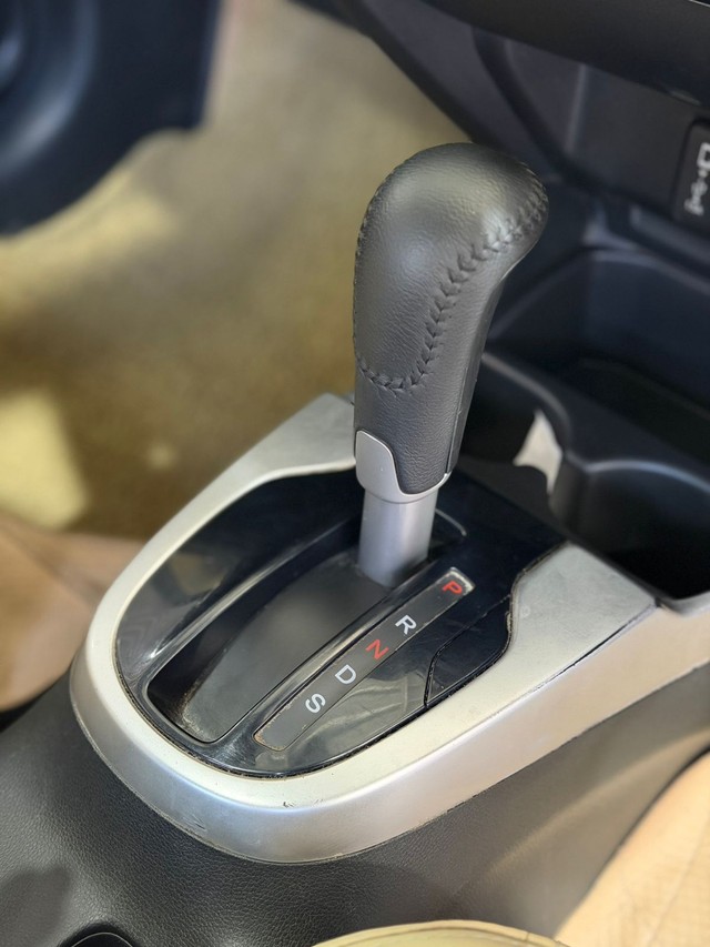 Second-hand 2021 Honda Jazz V CVT for sale in Hyderabad-7