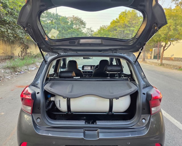 Second-hand 2023 Hyundai Grand i10 Nios Sportz CNG BSVI for sale in New Delhi-7