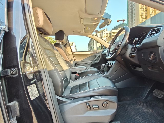 Second-hand 2017 Volkswagen Tiguan 2.0 TDI Comfortline for sale in Mumbai-12