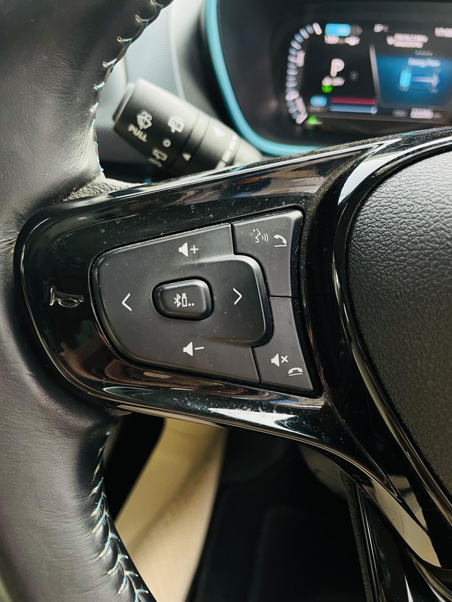 Second-hand 2023 Tata Nexon EV XZ Plus LUX for sale in Mumbai-17