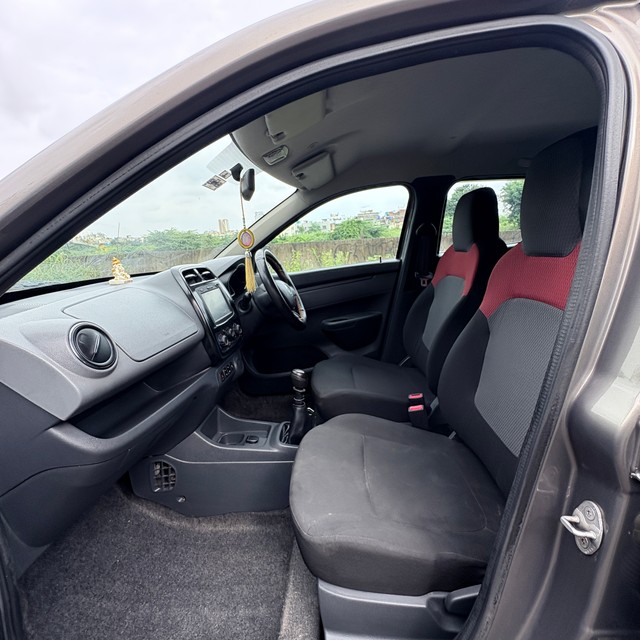 Second-hand 2016 Renault KWID RXT for sale in Pune-10