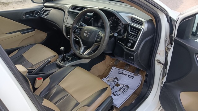 Second-hand 2018 Honda City i-VTEC V for sale in Jaipur-8