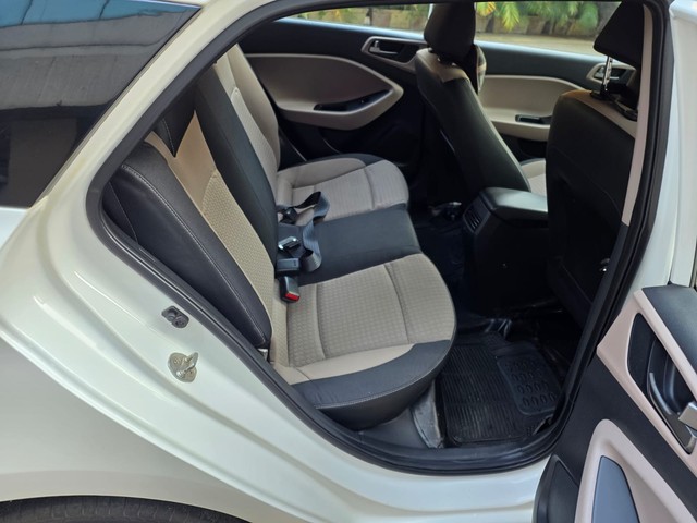 Second-hand 2018 Hyundai i20 1.2 Spotz for sale in Mumbai-12