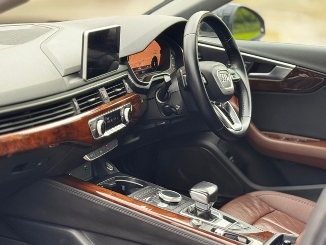 Second-hand 2018 Audi A4 35 TDI Technology for sale in Surat-14