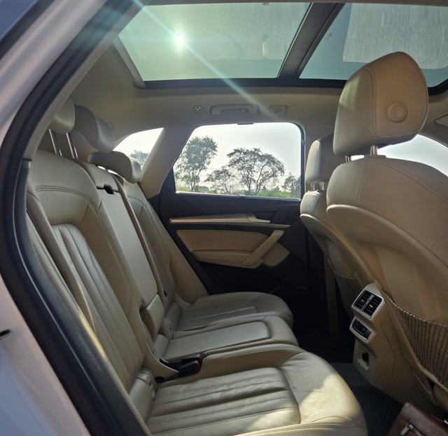 Second-hand 2019 Audi Q5 45 TFSI Premium Plus for sale in New Delhi-8