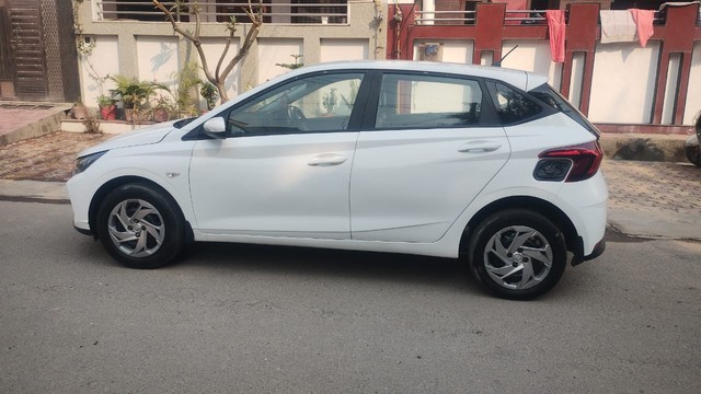 Second-hand 2020 Hyundai i20 Magna BSVI for sale in Ghaziabad-3