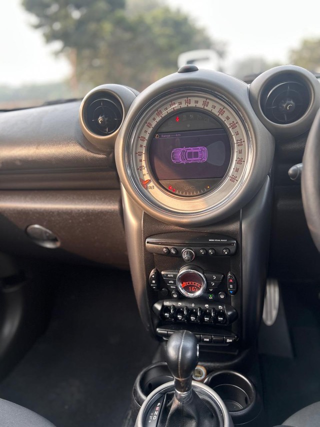 Second-hand 2012 Mini Cooper S for sale in New Delhi-5