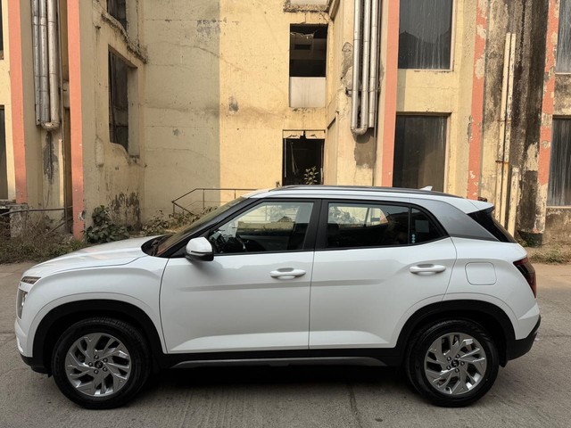 Second-hand 2023 Hyundai Creta S for sale in New Delhi-4