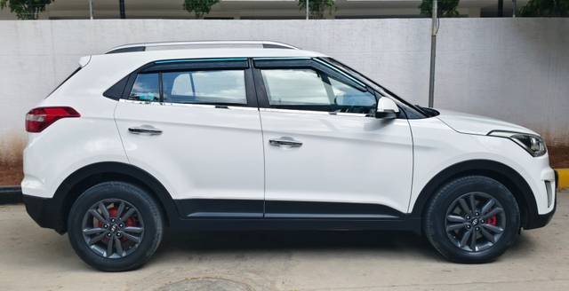 https://images10.gaadi.com/usedcar_image/AP3A.240905.015.A2/original/74355f83-09bd-4769-92cf-a38dba7f76e6.jpg?imwidth=6401
