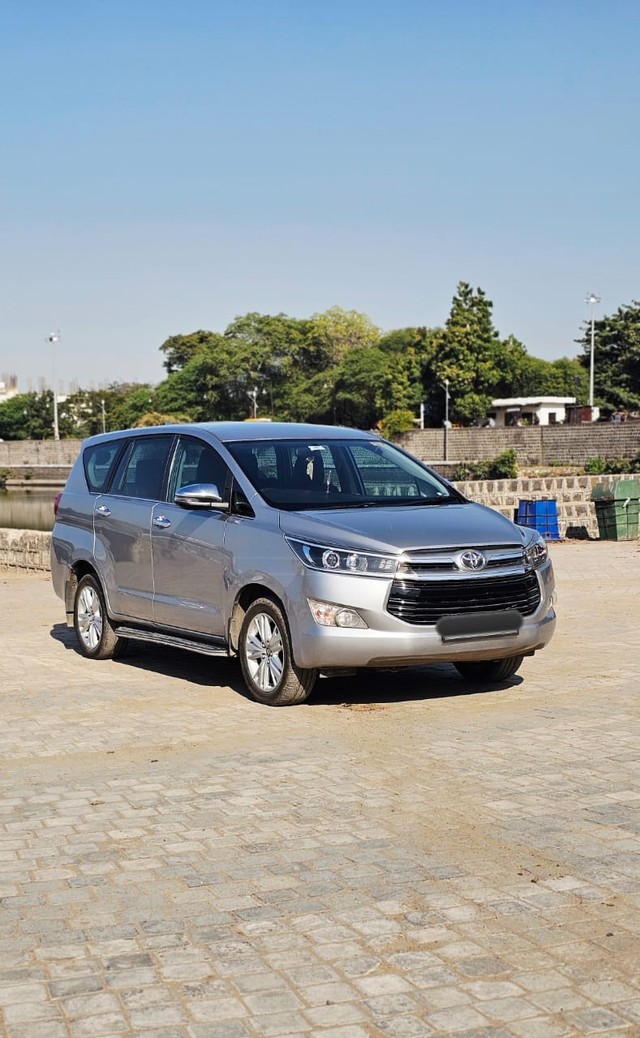 Second-hand 2017 Toyota Innova Crysta 2.4 G MT BSIV for sale in Nagpur-7