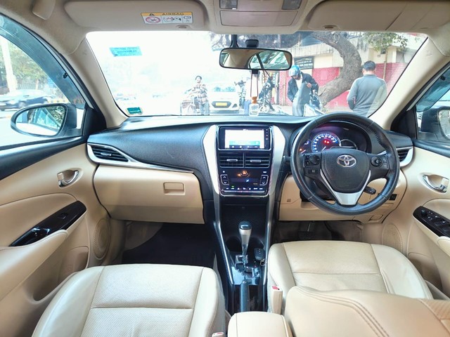 Second-hand 2018 Toyota Yaris VX CVT BSIV for sale in New Delhi-14