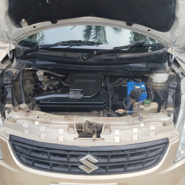 Second-hand 2013 Maruti Swift Dzire VXI for sale in Mira Road-3