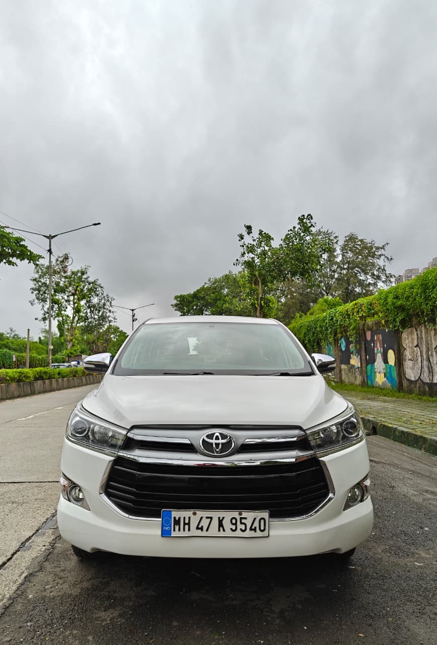 Buy Used Toyota Innova Crysta 2.8 ZX AT BSIV of 2016 model @ 17