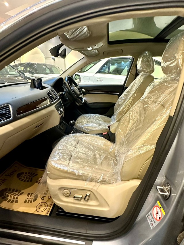 Second-hand 2017 Audi Q3 30 TFSI Premium FWD for sale in New Delhi-12