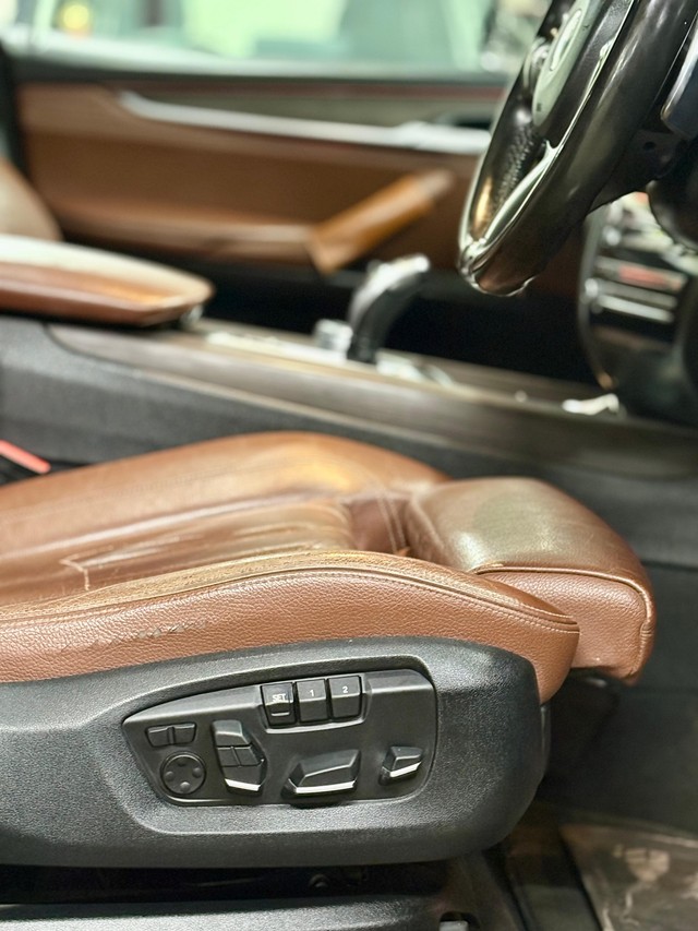 Second-hand 2017 BMW X5 xDrive 30d M Sport for sale in Mumbai-4