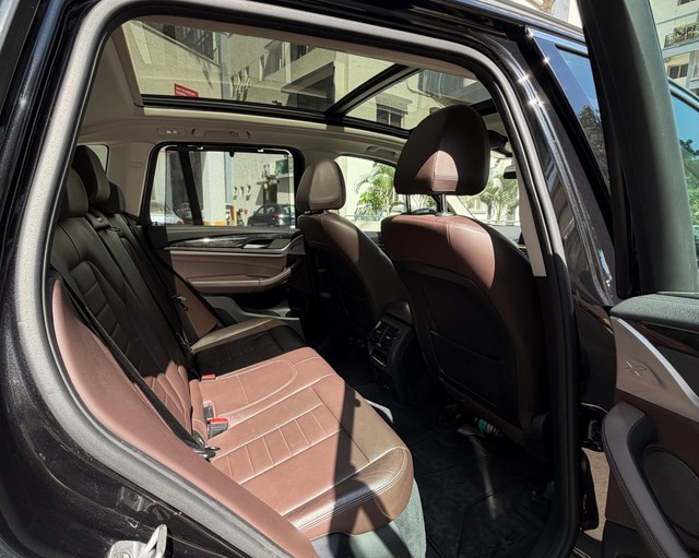 BMW X3 xDrive 30i Luxury Line Second-hand 2020 BMW X3 xDrive 30i Luxury Line for sale in Hyderabad-18