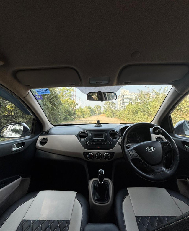 Second-hand 2015 Hyundai Grand i10 Sportz for sale in Bhopal-6