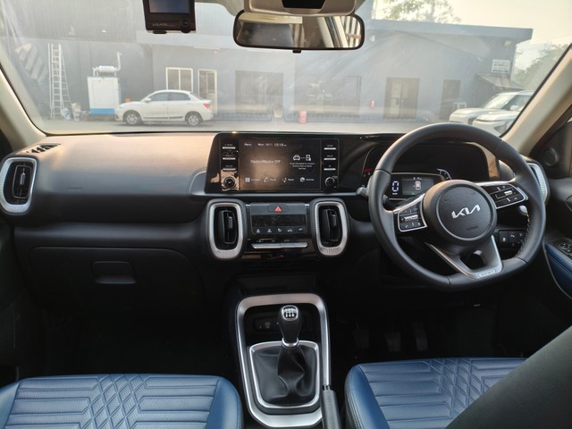 Second-hand 2024 Kia Sonet Gravity for sale in Greater Noida