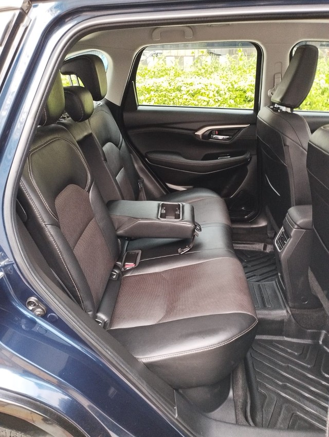 Second-hand 2024 Maruti Grand Vitara Alpha Plus Hybrid CVT for sale in New Delhi-12