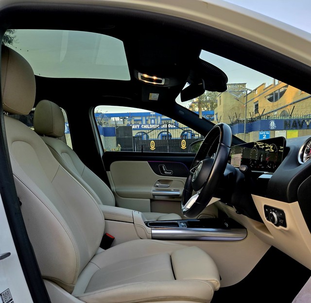 Second-hand 2024 Mercedes-Benz GLA 200 for sale in New Delhi-6