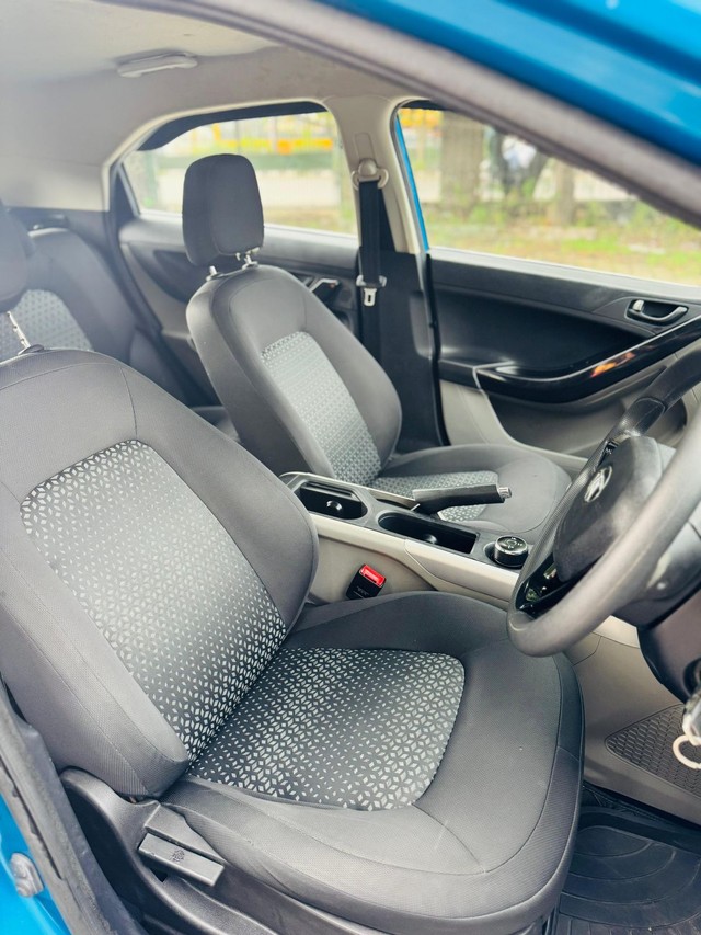 Second-hand 2019 Tata Nexon 1.5 Revotorq XM for sale in New Delhi-6